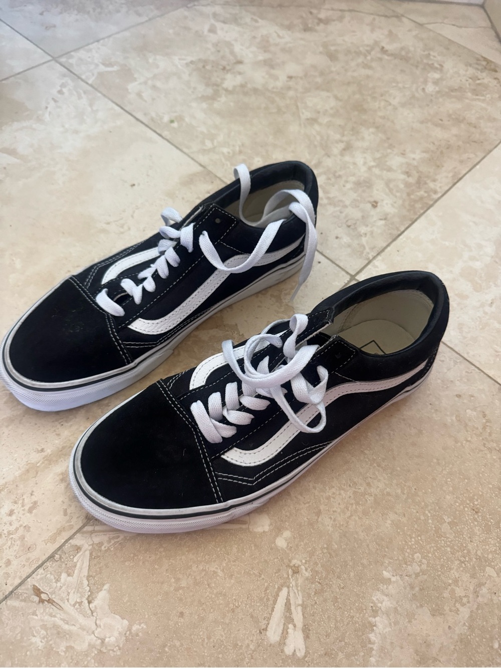 Vans Old Skool Black with White Side Stripe Sneakers WOMENS 10 : MENS 8.5